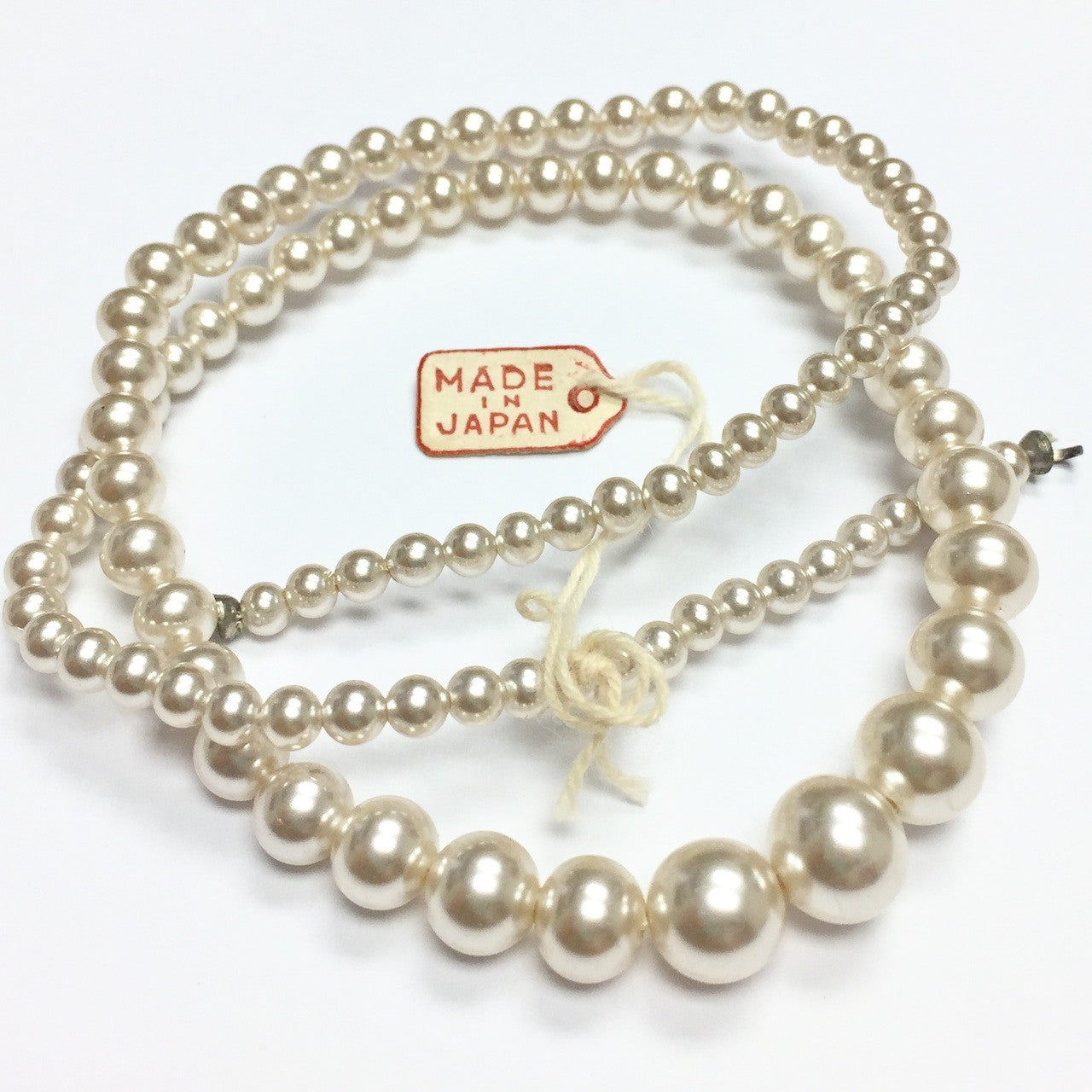 Vintage Glass Faux Pearl Lusterous Graduated 4 - 8mm Bead Strand