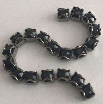 Swarovski Crystal Gunmetal CATCH-FREE Cup Chain - Jet- 24pp