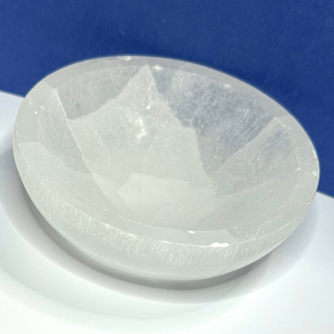 Hand Carved Selenite Round Bowl-4 x 1 1/4" (NC5240)