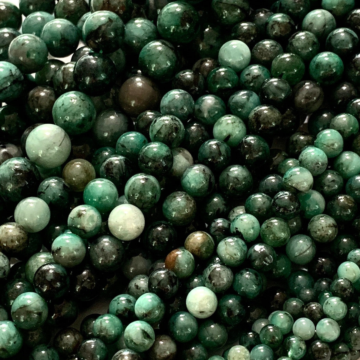 RARE-Highly Polished Emerald Round Beads-10mm