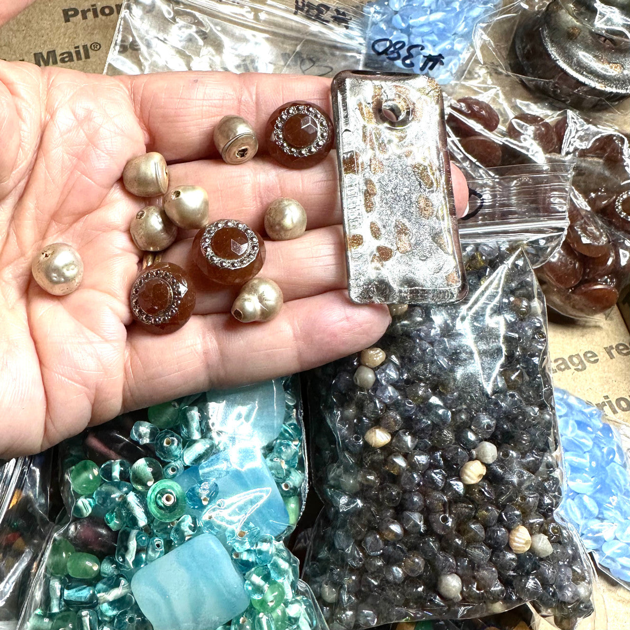 Mixed Glass Bead/Cabochon/Pendant/Crystal Box Deal!!!-SALE7545