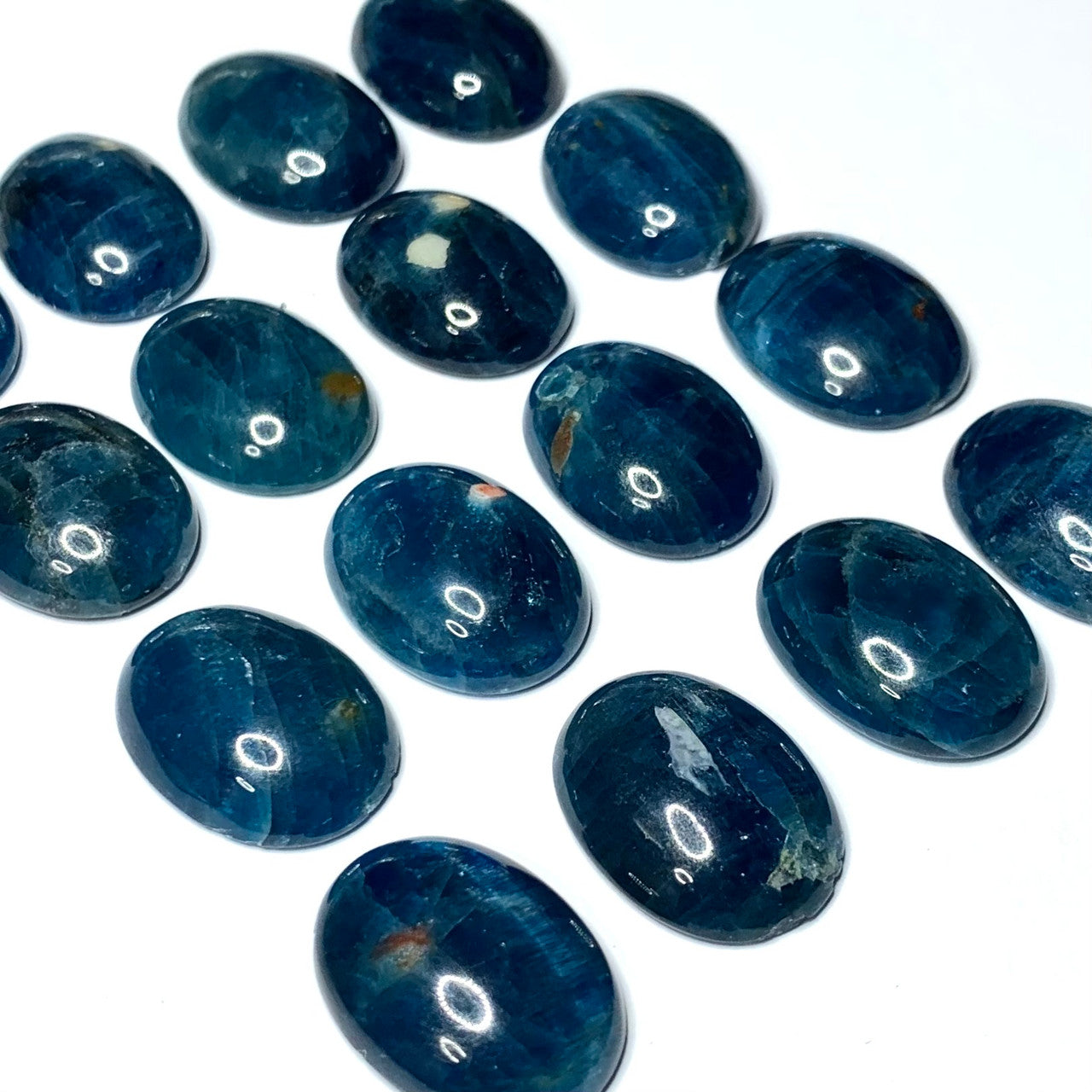Blue Apatite Oval Domed Cabochons-A- Grade-20 x 15mm (CAB3603)