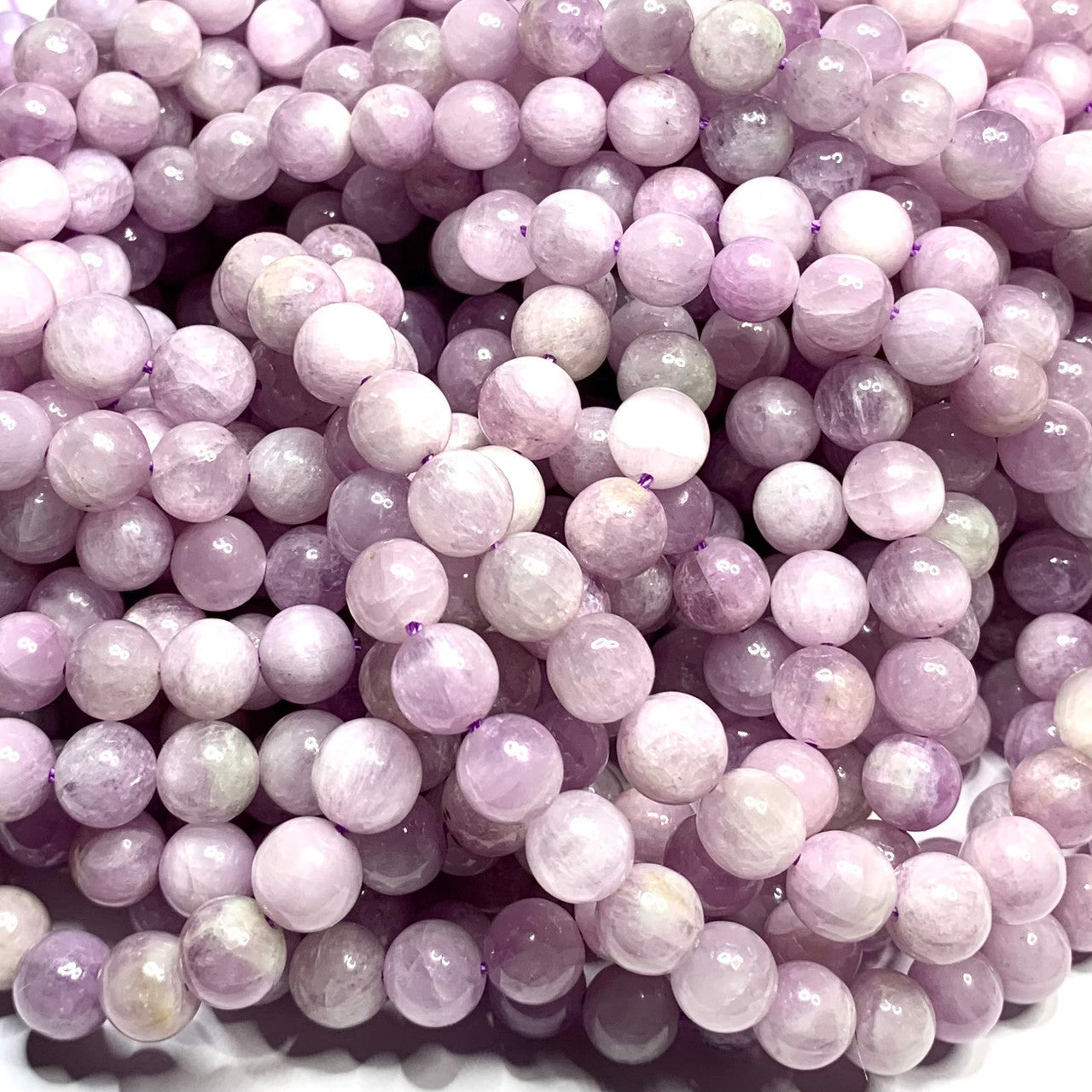 Kunzite Highly Polished Round Beads-8-8.5mm (SP5066)