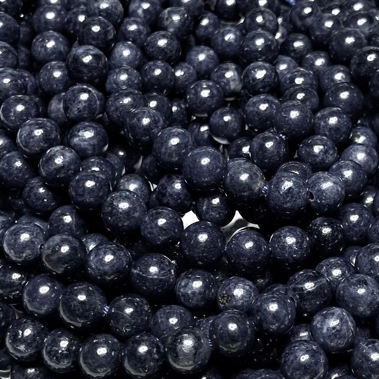 Highly Polished Sapphire Round Beads-6mm (SP3744)