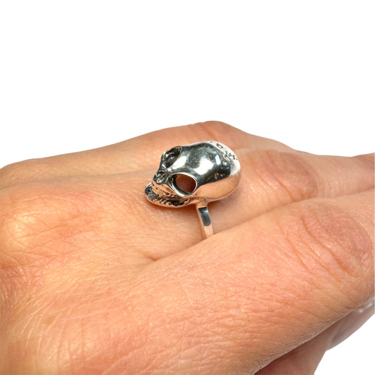 Skull Ring-15mm x 9mm-SP7658