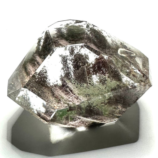 Lodolite Quartz Freeform Stone-2 1/2 x 2 1/2"