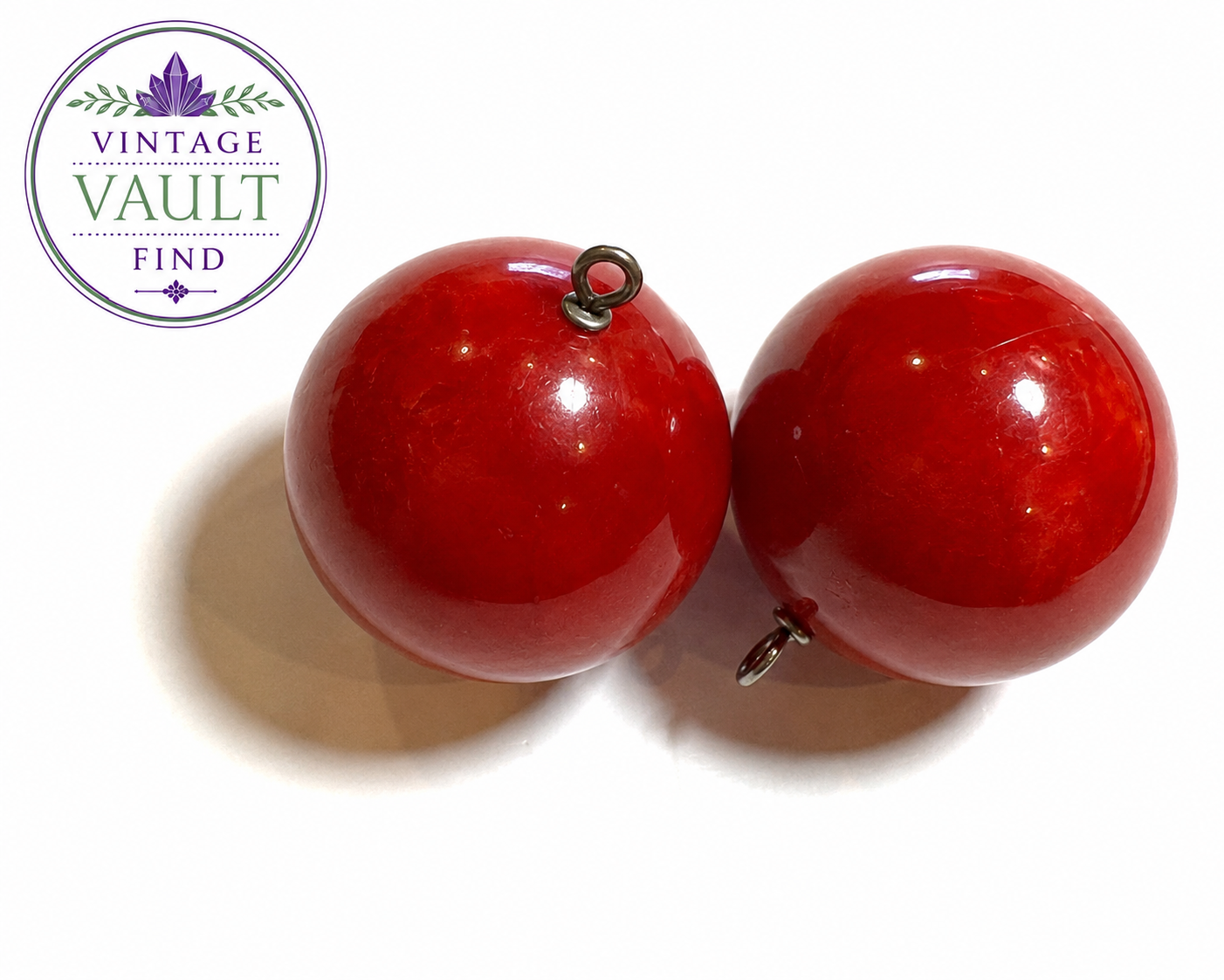 Vintage Cherry Red Bakelite Dangle Pendants – Pair – 28 mm #BAKE3086