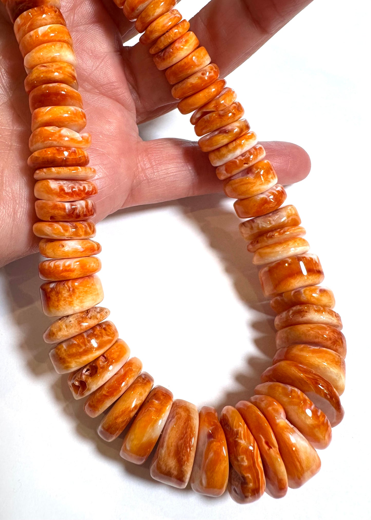 High Grade Orange Spiny Oyster Shell Graduated Bead Strand – 8–18mm, 16 Inches Item #: SP7898