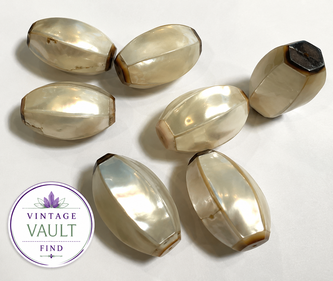 Rare Vintage Mother of Pearl & Horn Six-Sided Barrel Beads 18x28mm – Set of 7 – SP7904