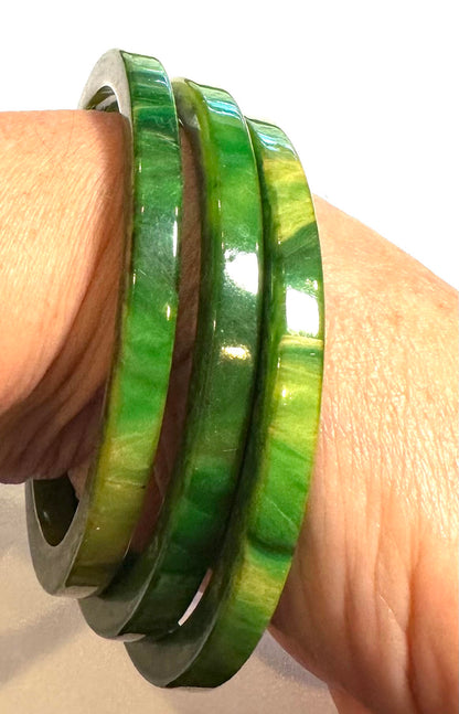 Vintage Bakelite "Clean Spinach" Bangle Bracelet Set – Lot of 3 #BAKE3085