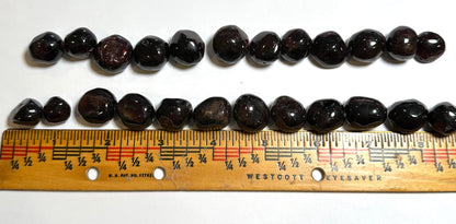 Highly Polished Tumbled Garnet Nugget Beads – Deep Wine Red Natural Garnet Nuggets – 13mm to 20mm – SP7851