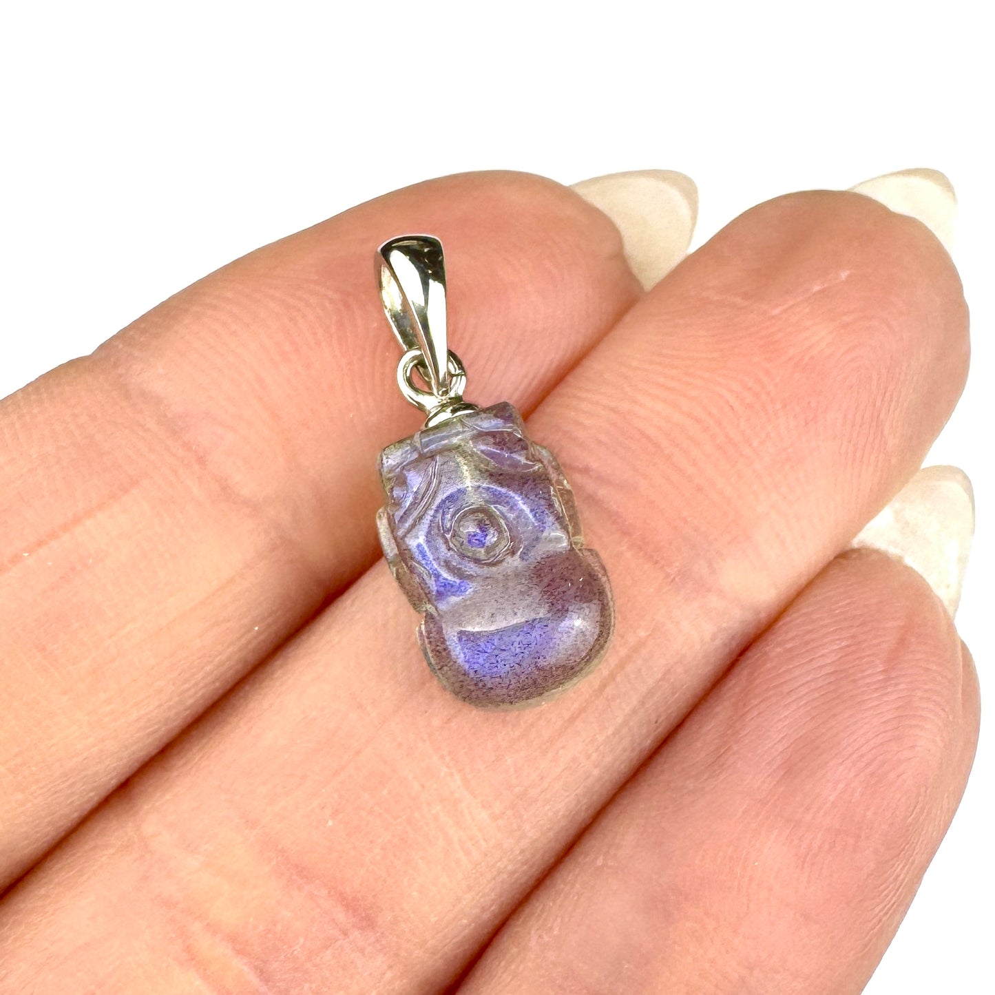 Blue Flash Labradorite Pixiu Pendant 9 x 11mm