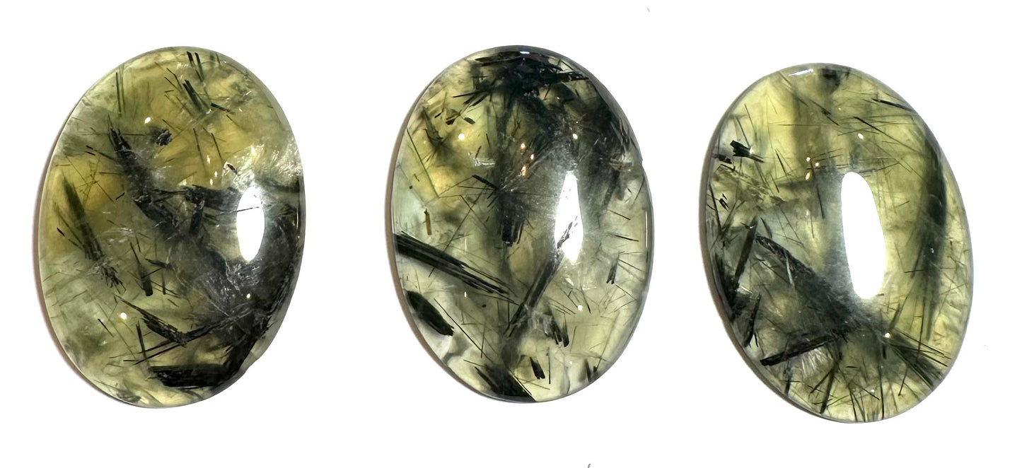 High Quality Prehnite Oval Domed Cabochon – 29x39mm – SP3229