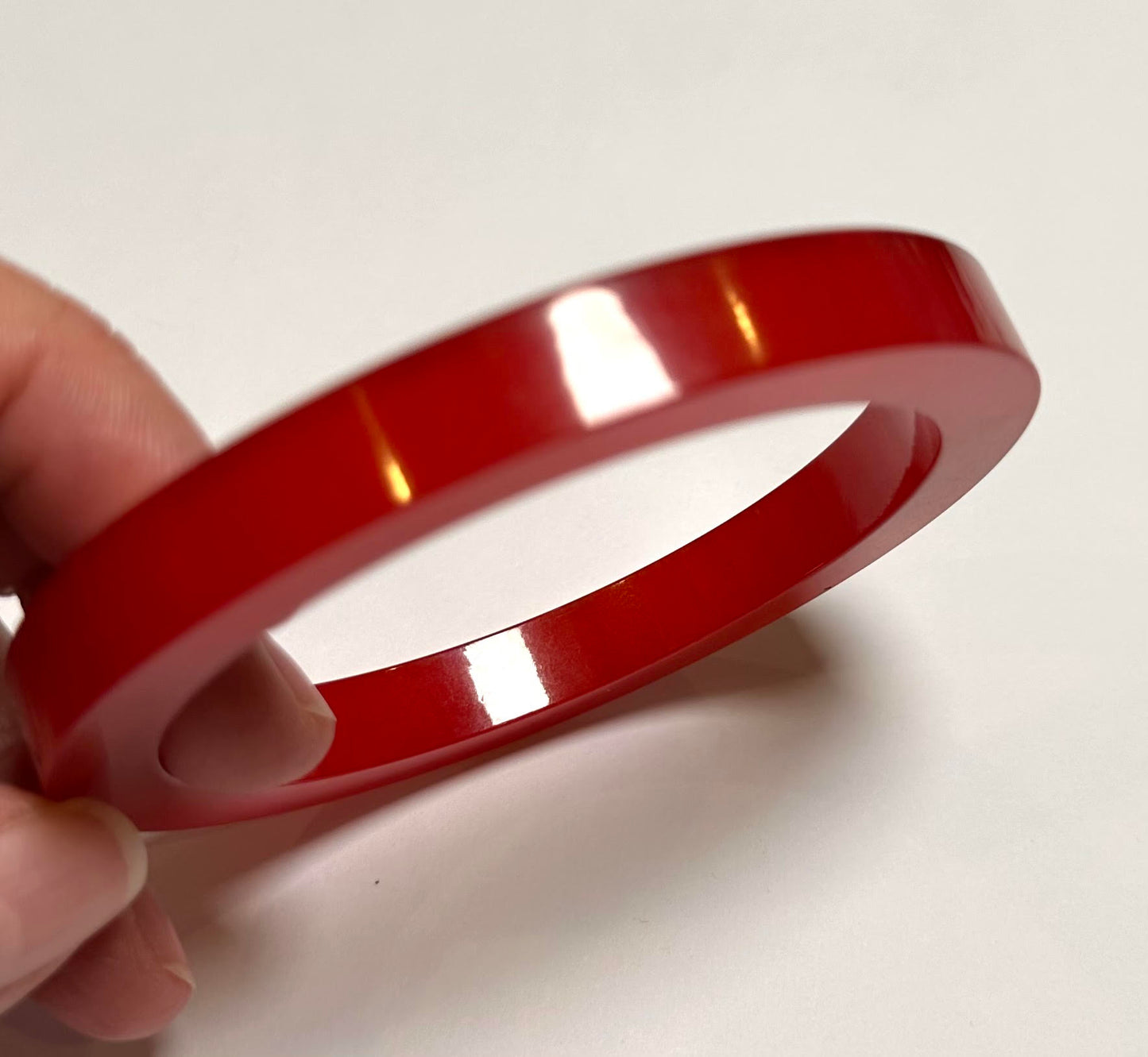 Vintage Cherry Red Translucent Bakelite Bangle Bracelet BAKE825