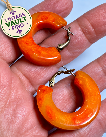 Vintage Vault Find Pumpkin Orange Bakelite Hoop Earrings 1.25 Inch #BAKE8020