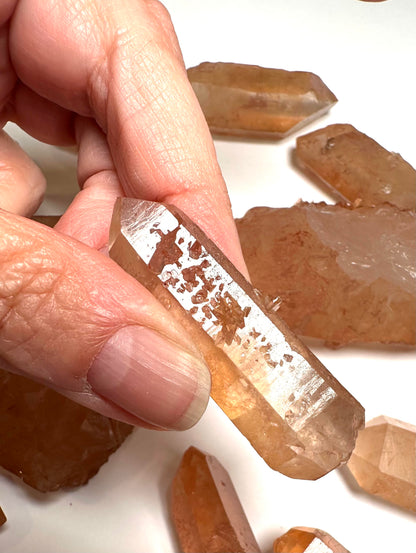 Wholesale Tangerine Quartz Parcel – 536g (18 Pieces, Brazil) - WHOLE 06