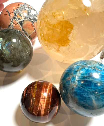 Wholesale Sphere Collection Lot – 8 Assorted Crystal Spheres – 1.178 Kilos Total – WHOLE08