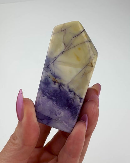 Utah Tiffany Stone-2.75" x 1.2"- NC7698